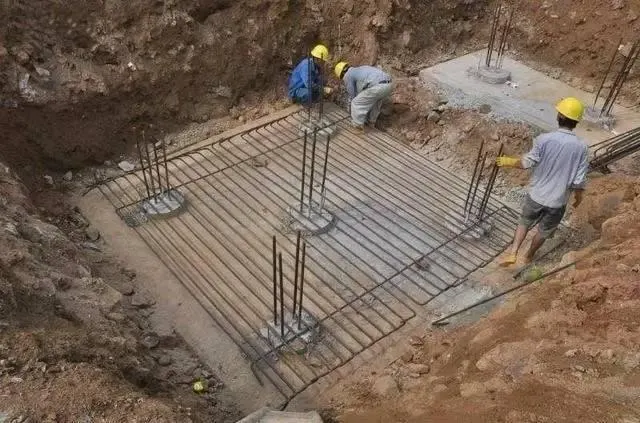 Pile footing and reinforcement construction