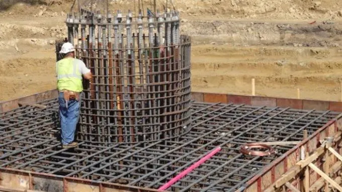 Pile foundation and pile footing arrangement